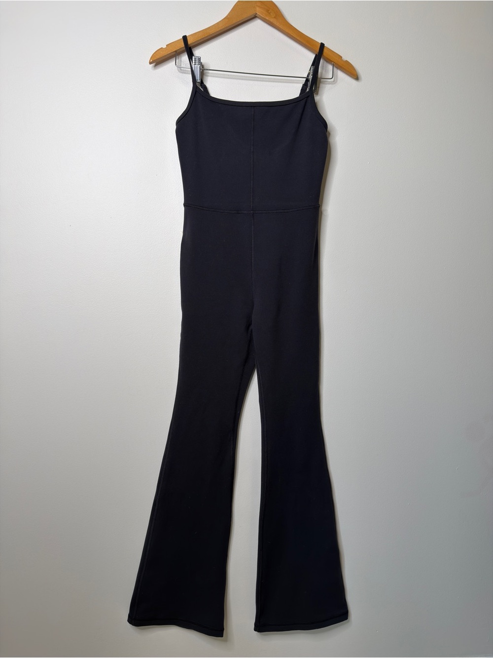 Aritzia Wilfred Free Divinity Flare Jumpsuit Black Small